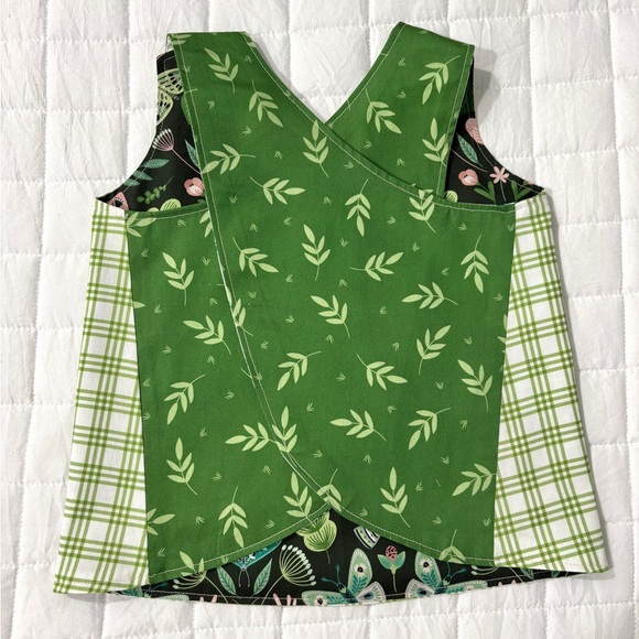 Hand Crafted Matching Set Green and Black Butterfly - Picture 4 of 6